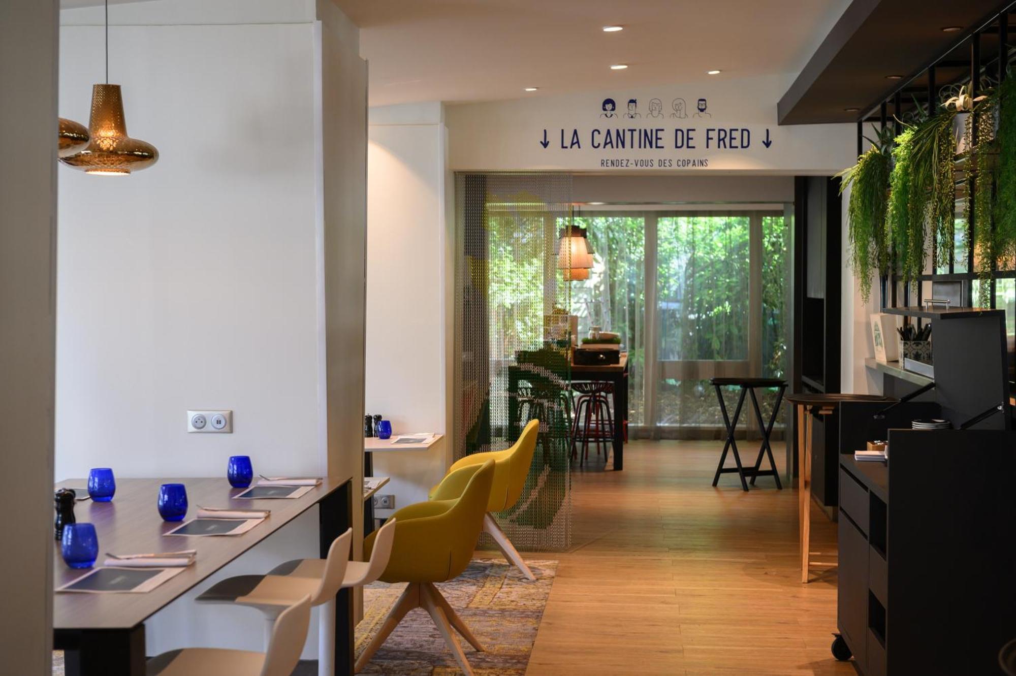 诺沃特艾弗里库尔库洛纳酒店 Courcouronnes 外观 照片